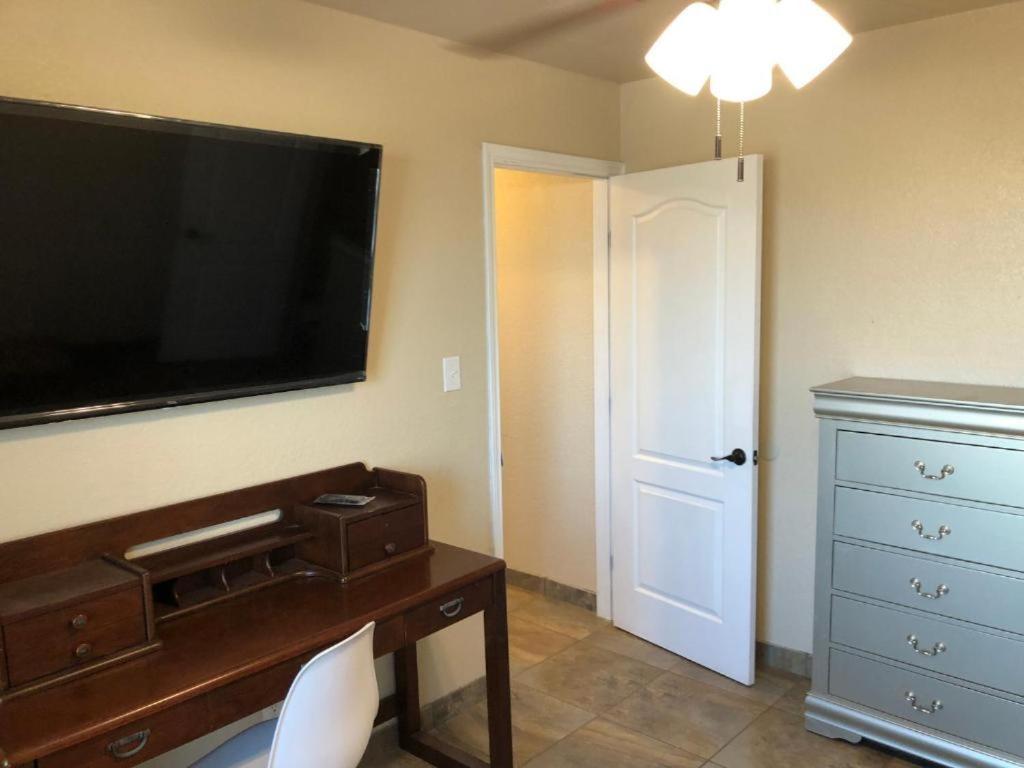 The Rustic @ Paseo De Encinal Drive Apartment Eagle Pass Exterior photo